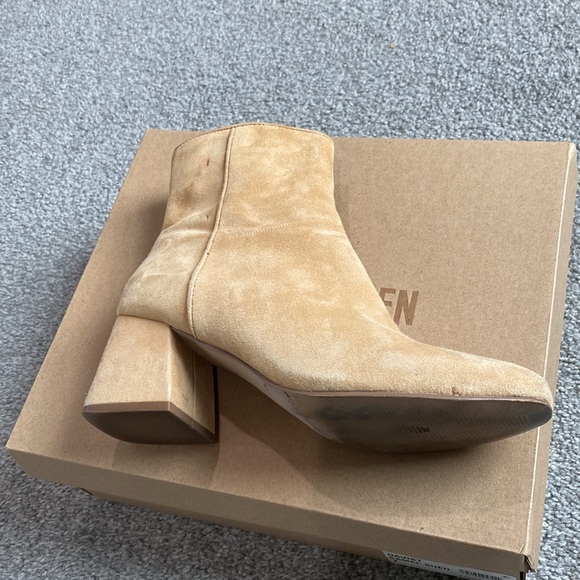 Steve Madden Suede Boots - Picture 4 of 10